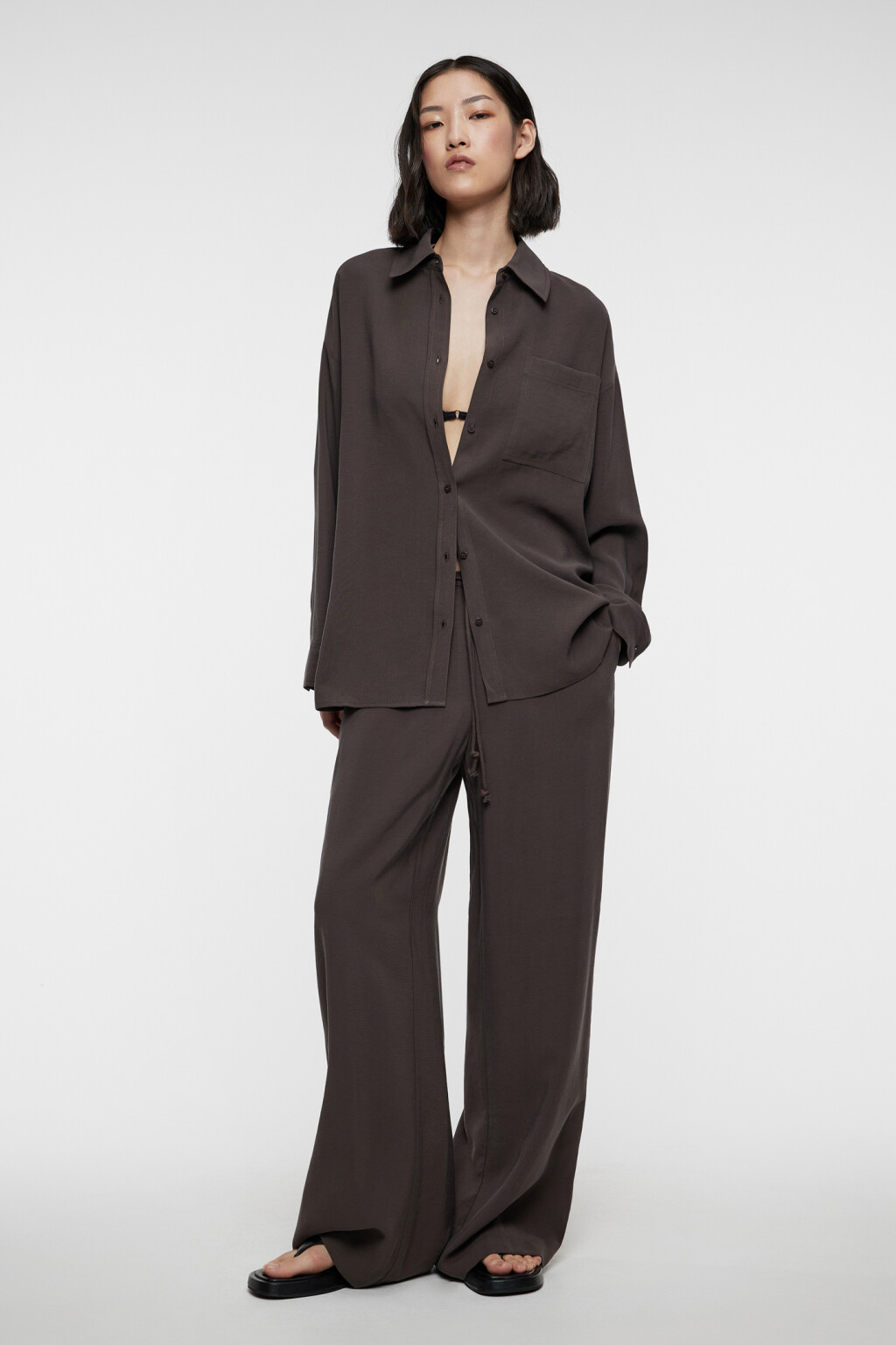 Брюки широкие вискозные с поясом на завязках - цвет коричневый - 3