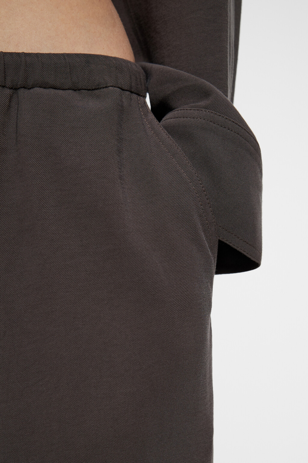 Брюки широкие вискозные с поясом на завязках - цвет коричневый - 4