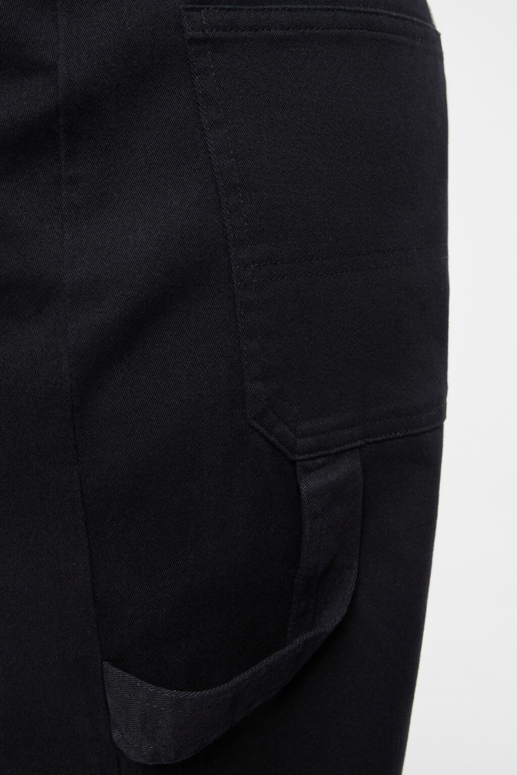 Брюки карго широкие костюмные со средней посадкой - цвет черный - 6