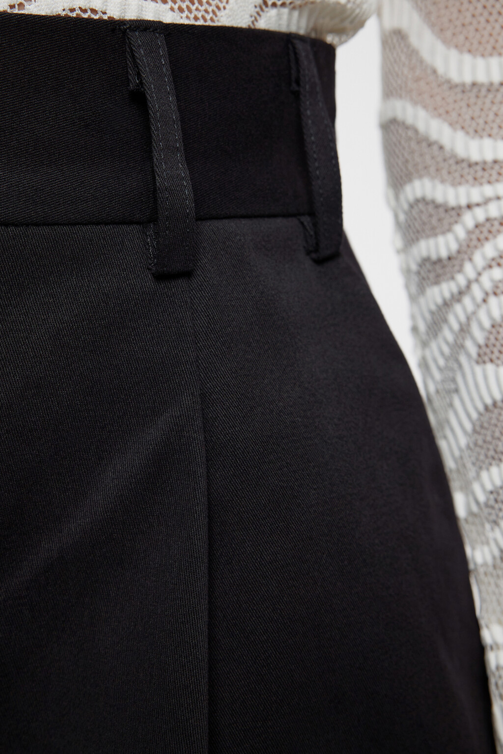 Шорты А-силуэта мини хлопковые с высокой посадкой - цвет черный - 11