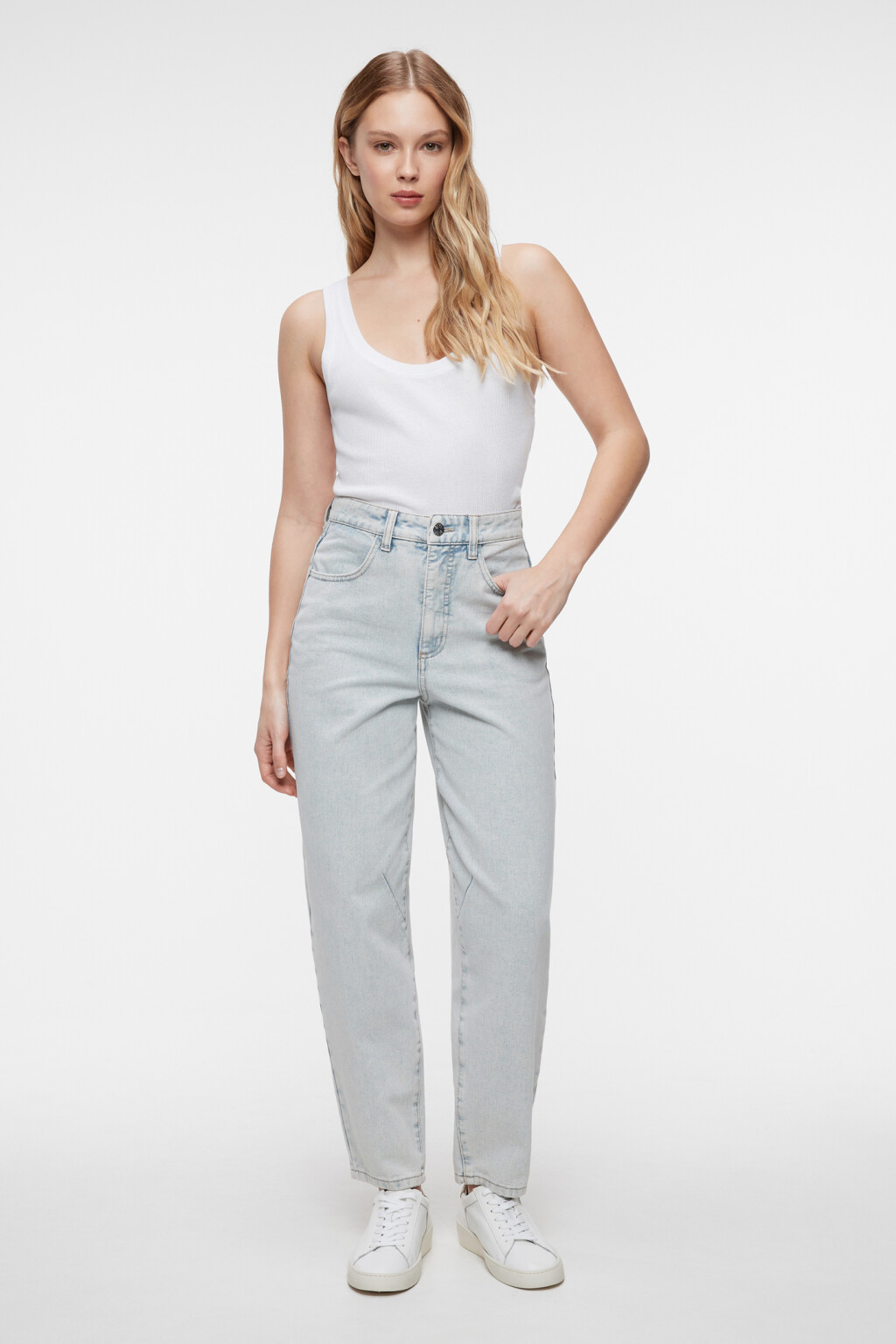 Джинсы-бананы широкие со средней посадкой - цвет голубой - 11