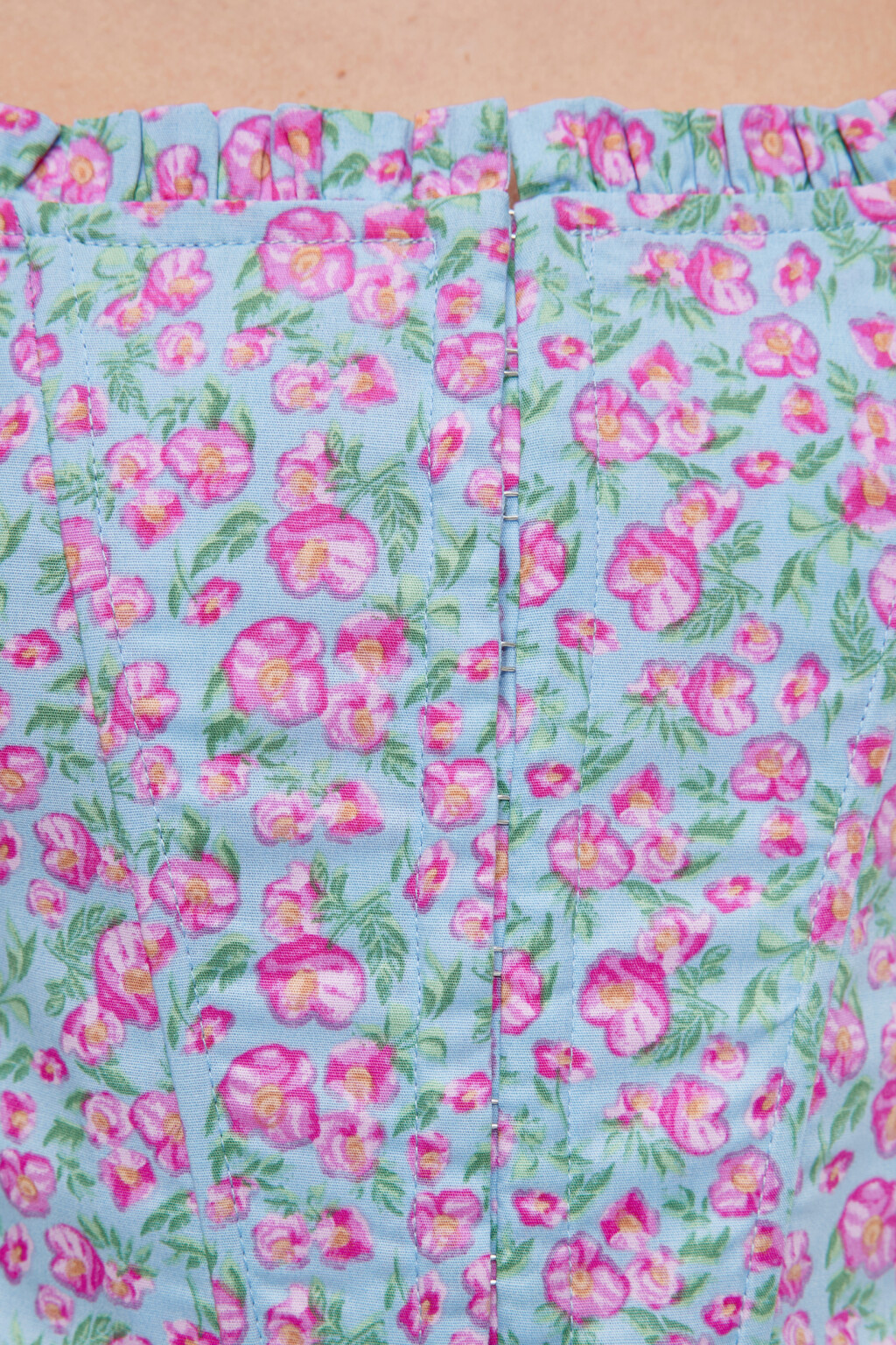 Топ-полуграция корсетный облегающий на широких бретелях - цвет мультиколор - 6