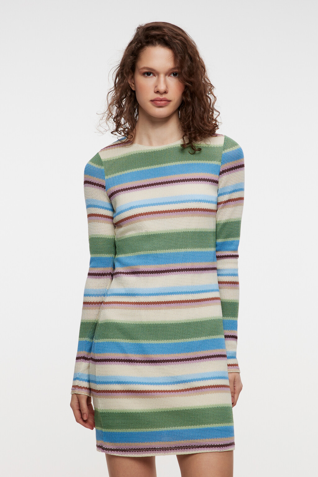 Платье мини вязаное облегающее в полоску - цвет мультиколор - 2