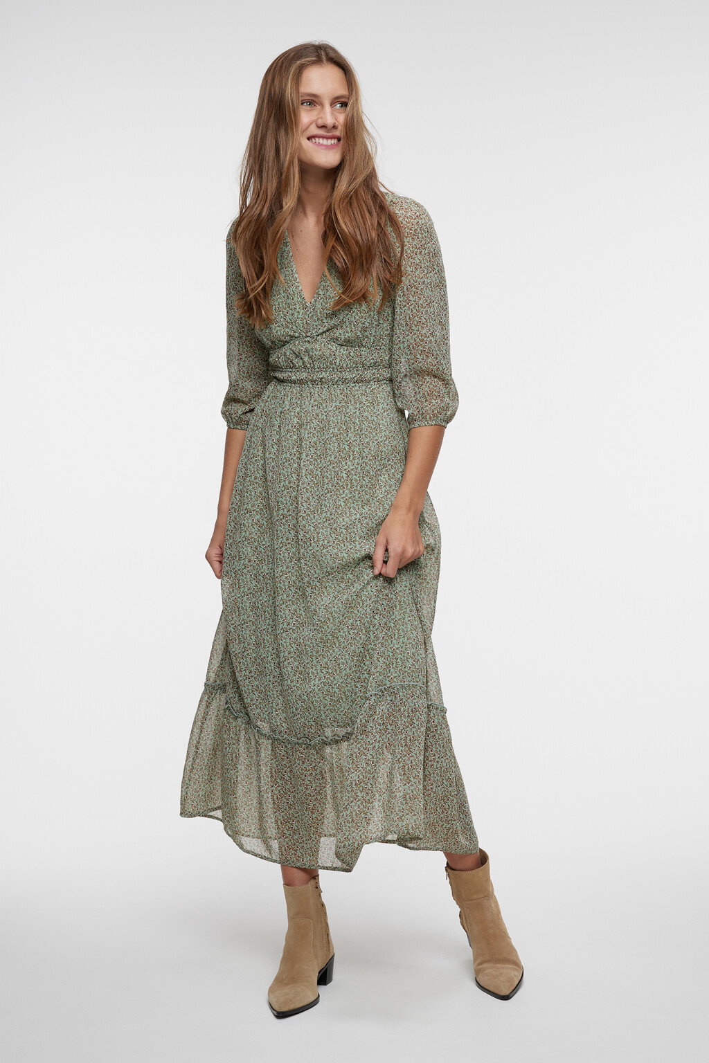 Платье миди шифоновое с V-вырезом и воланами - цвет зеленый - 1