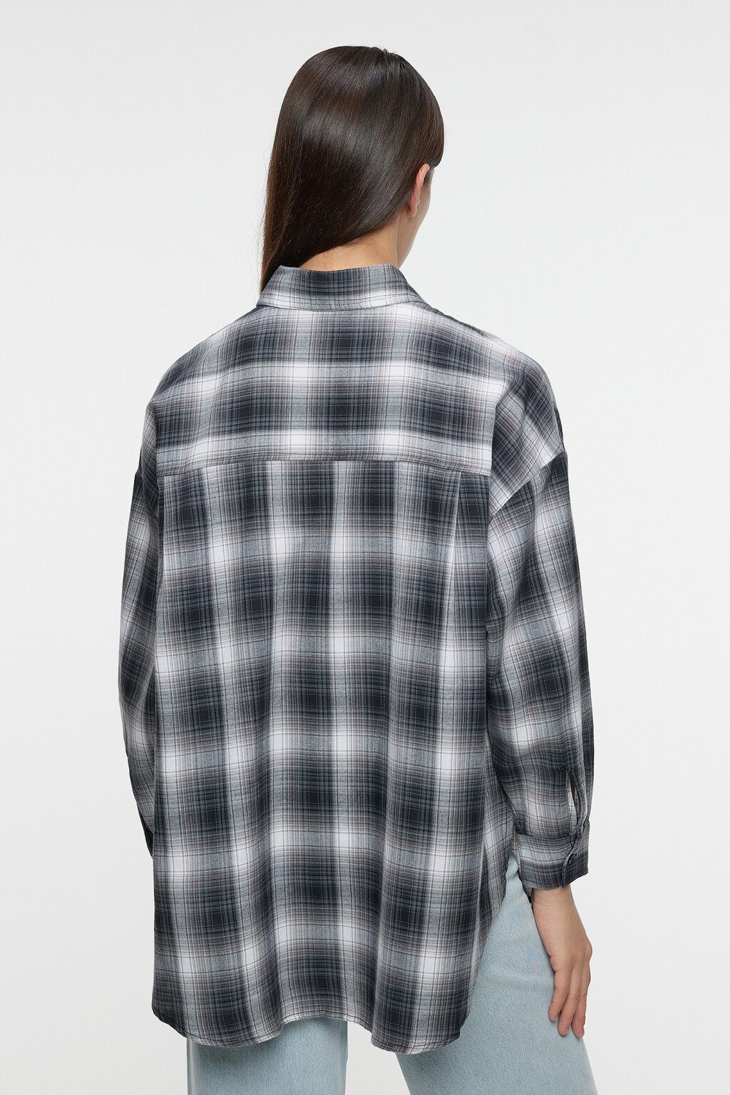 Блузка-рубашка oversize фланелевая в клетку - цвет черный - 3