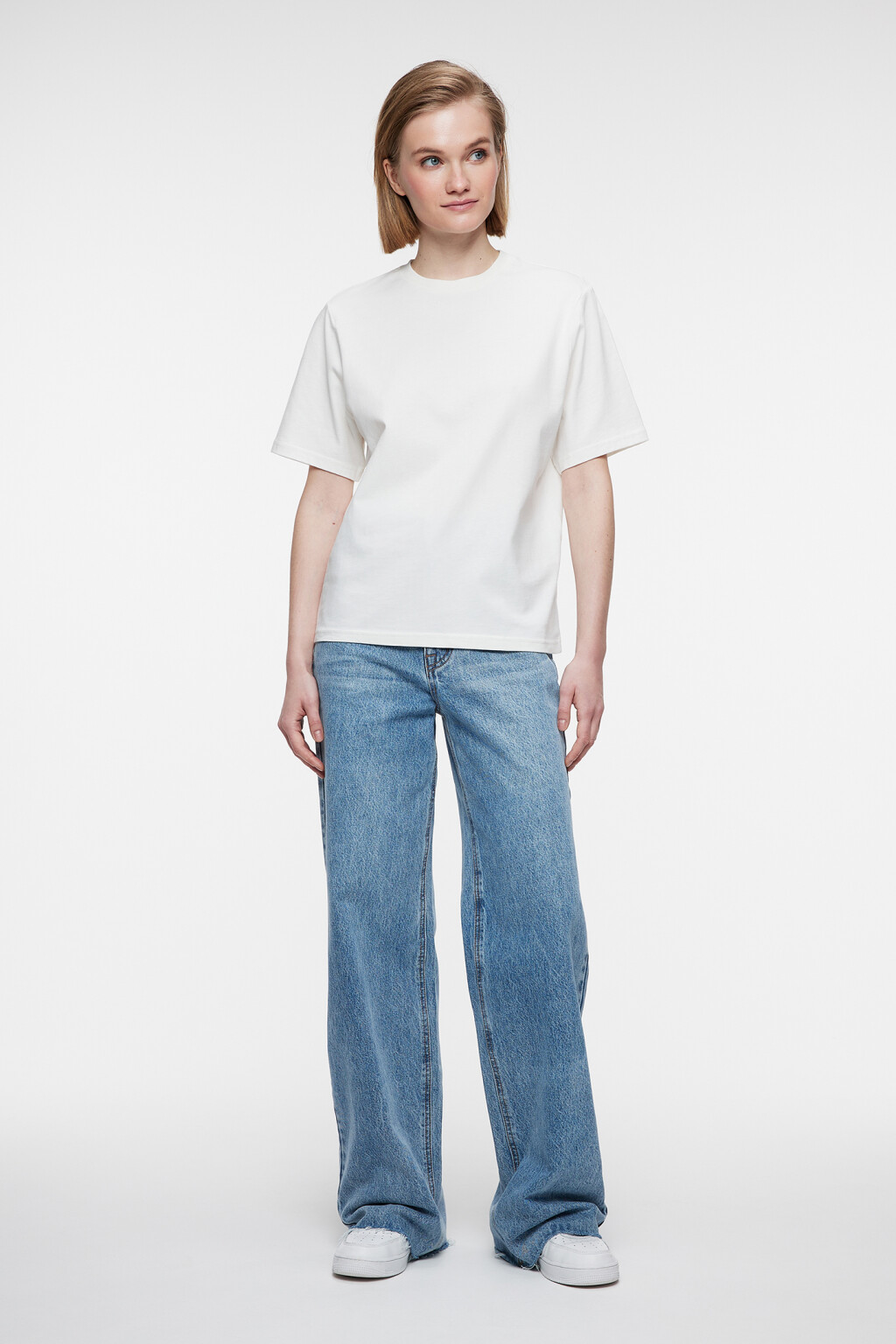 Футболка хлопковая прямая базовая - цвет белый - 4