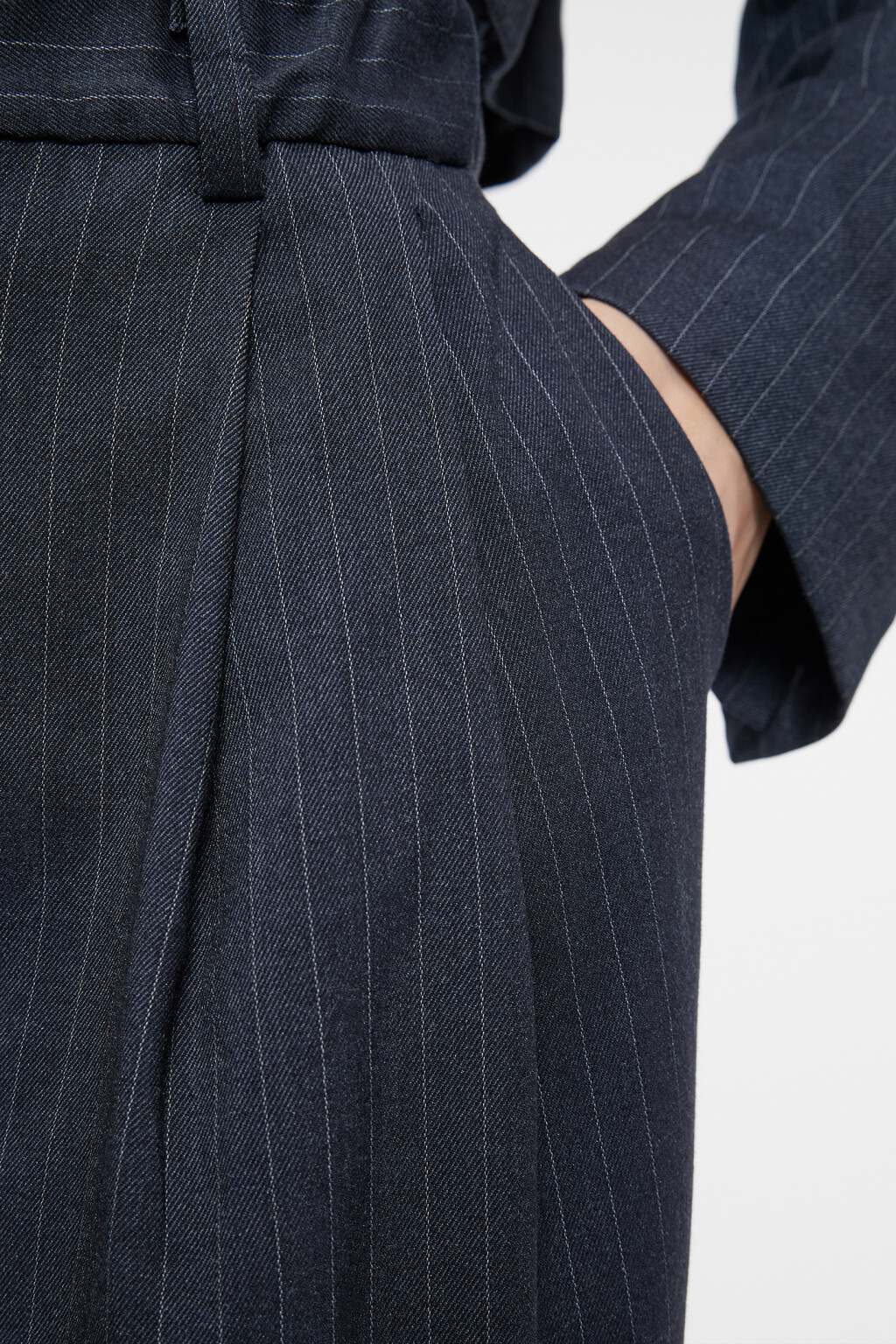 Брюки широкие костюмные в полоску - цвет синий - 5