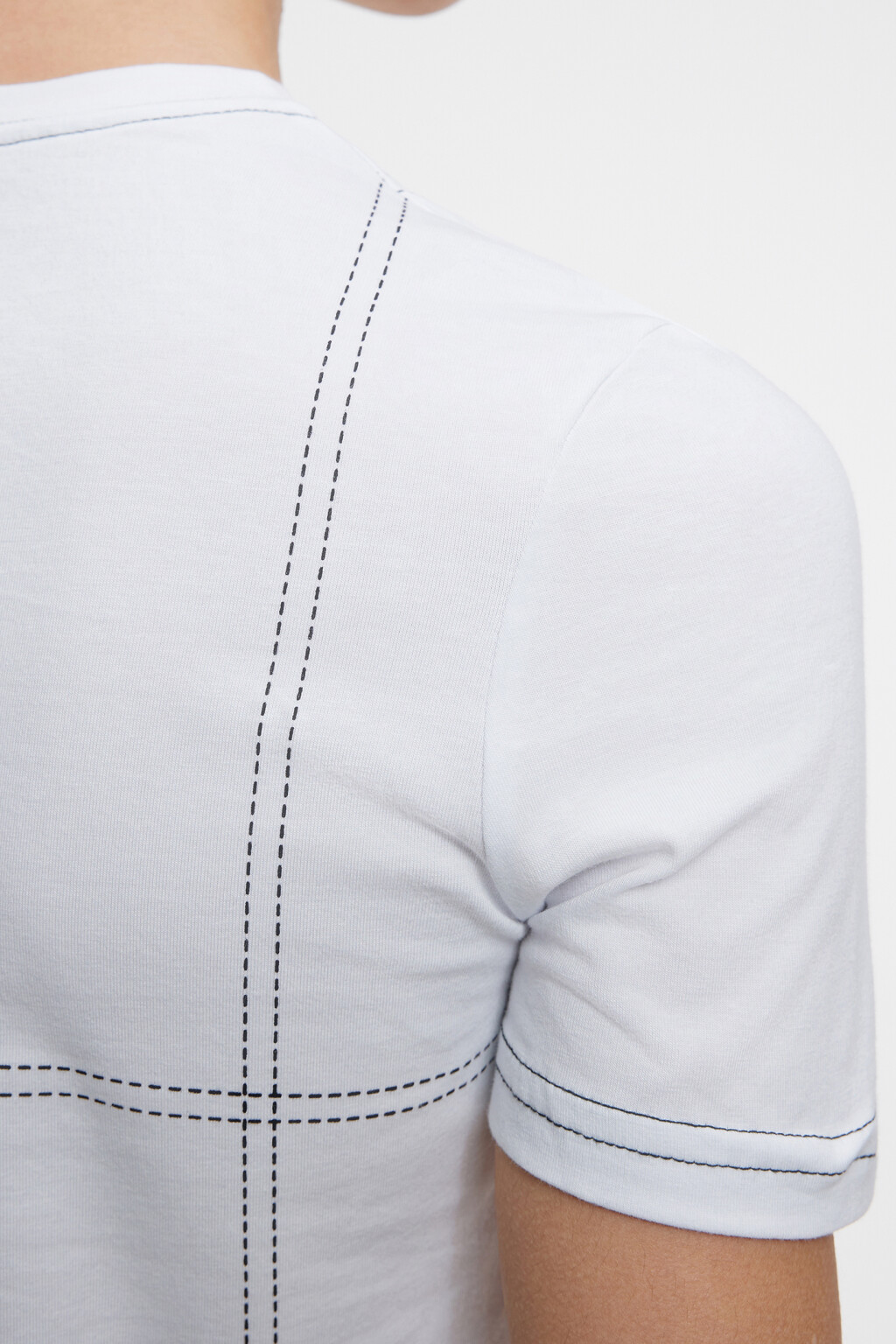 Футболка хлопковая облегающая с прострочкой - цвет белый - 7