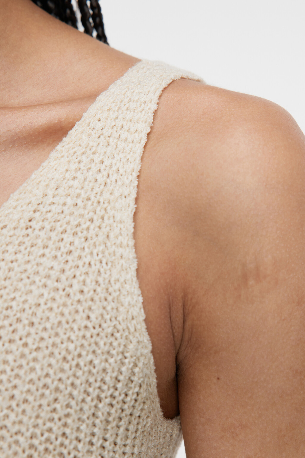 Платье-майка миди вязаное с разрезом на бедре - цвет бежевый - 5