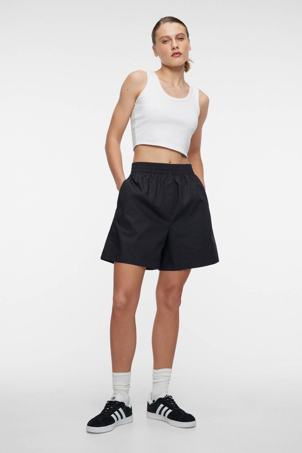 Шорты А-силуэта свободные хлопковые с поясом-резинкой - цвет черный - 4