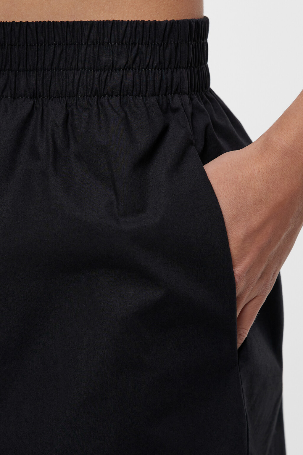 Шорты А-силуэта свободные хлопковые с поясом-резинкой - цвет черный - 5