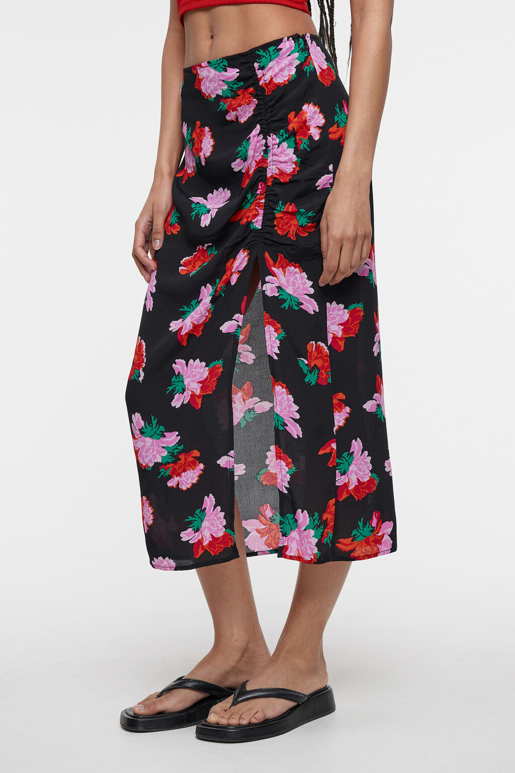 Юбка миди вискозная с разрезом и цветочным принтом - цвет красный - 2