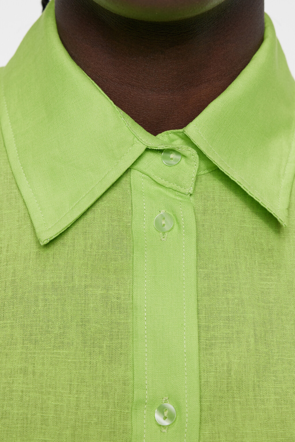 Блузка-рубашка oversize льняная классического кроя - цвет зеленый - 5