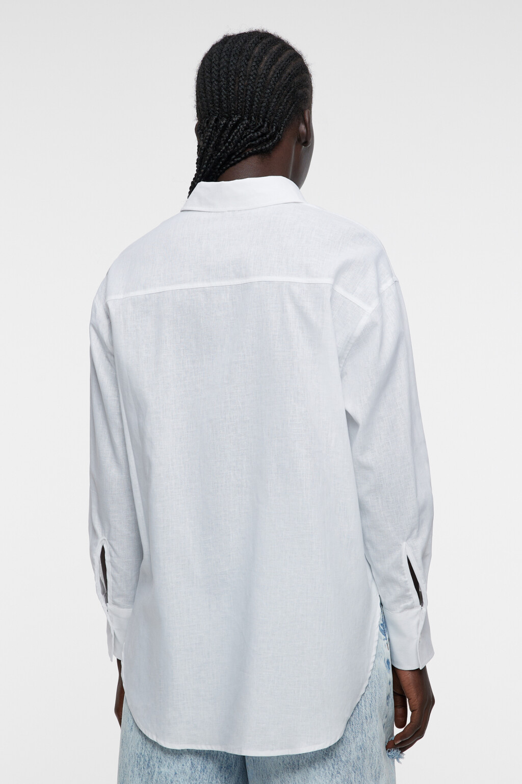 Блузка-рубашка oversize льняная классического кроя - цвет белый - 4