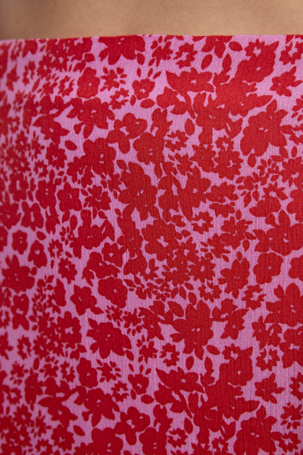 Юбка-карандаш мини вискозная с разрезом на бедре - цвет розовый - 5