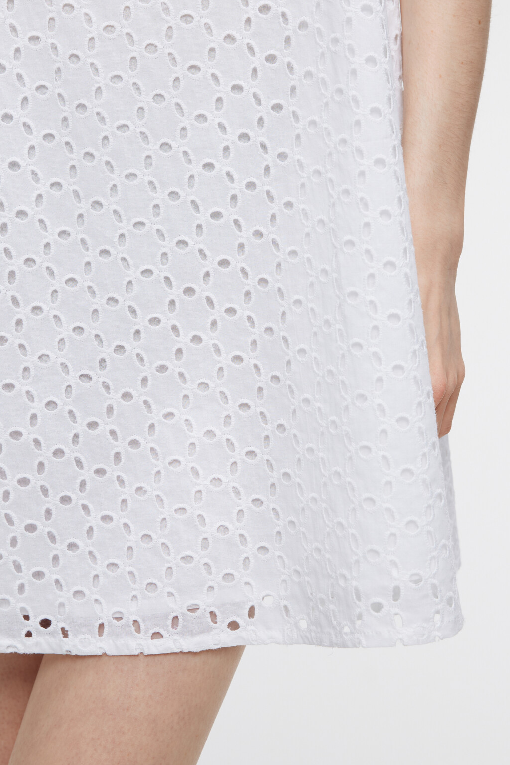 Платье-трапеция широкого кроя хлопковое ажурное - цвет белый - 6