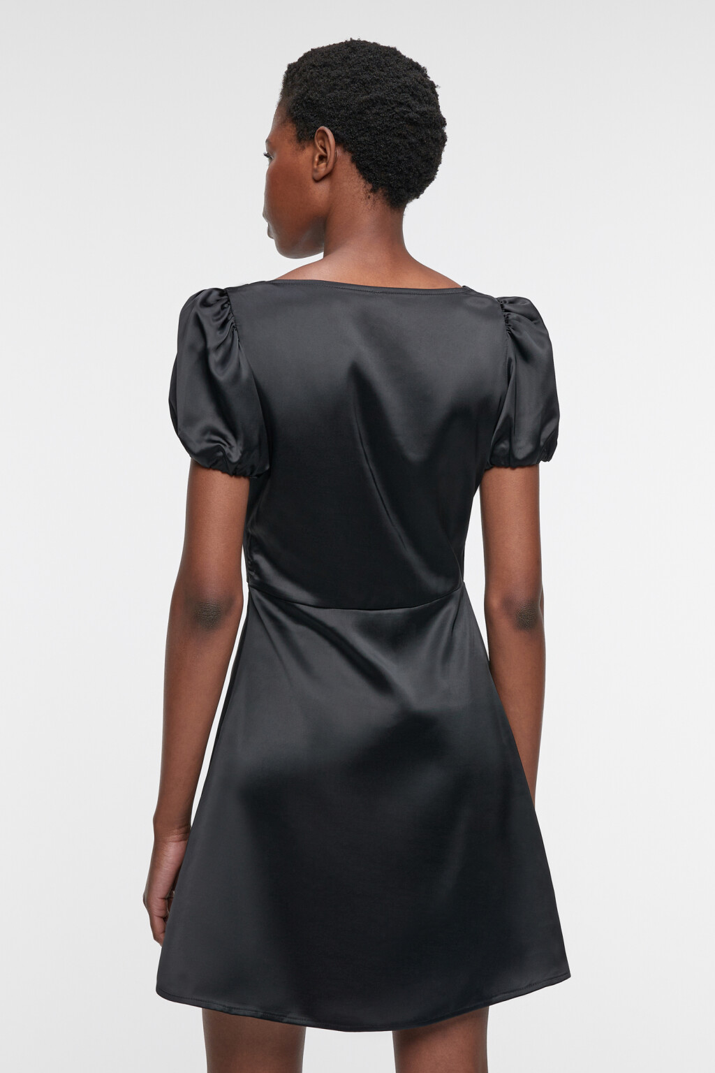 Платье-бюстье атласное приталенное с вырезом каре - цвет черный - 3