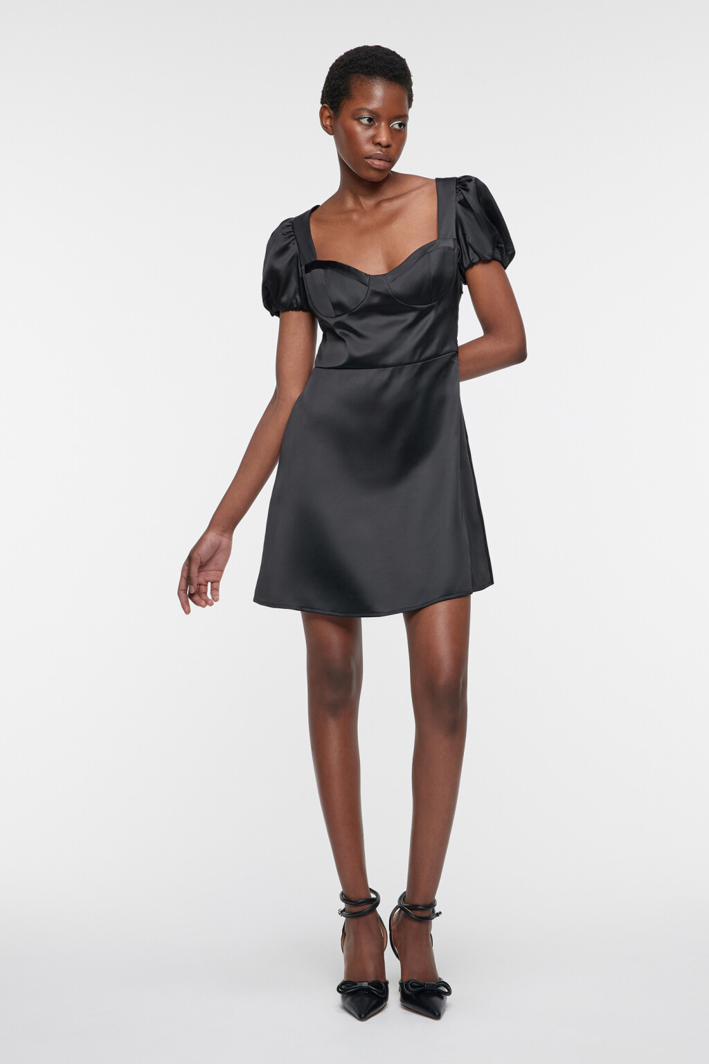 Платье-бюстье атласное приталенное с вырезом каре - цвет черный - 4