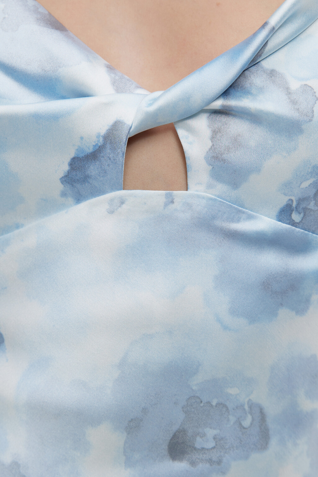 Платье-комбинация мини атласное приталенное с принтом - цвет синий - 6