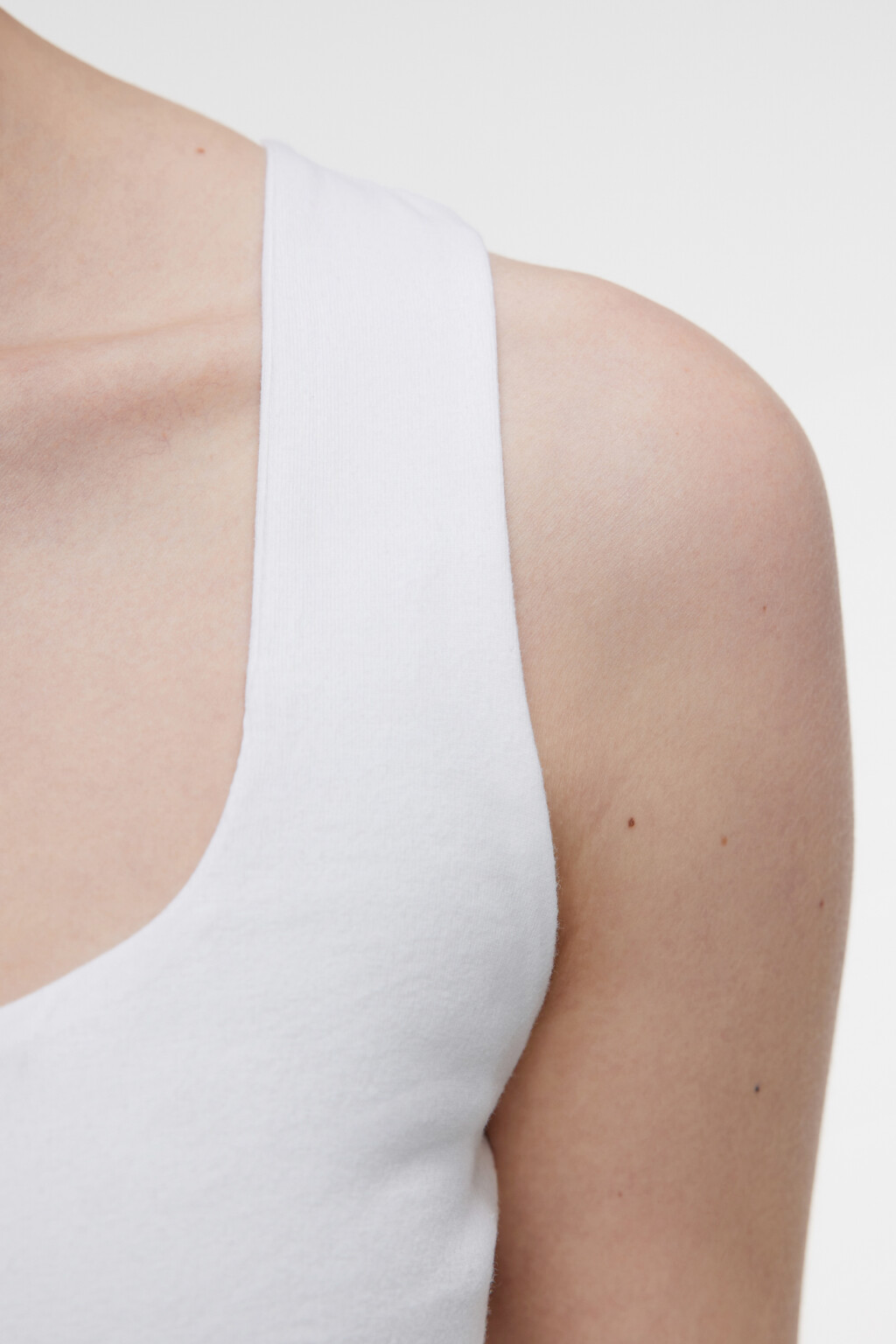 Топ-майка корсетный облегающий на широких бретелях - цвет белый - 3