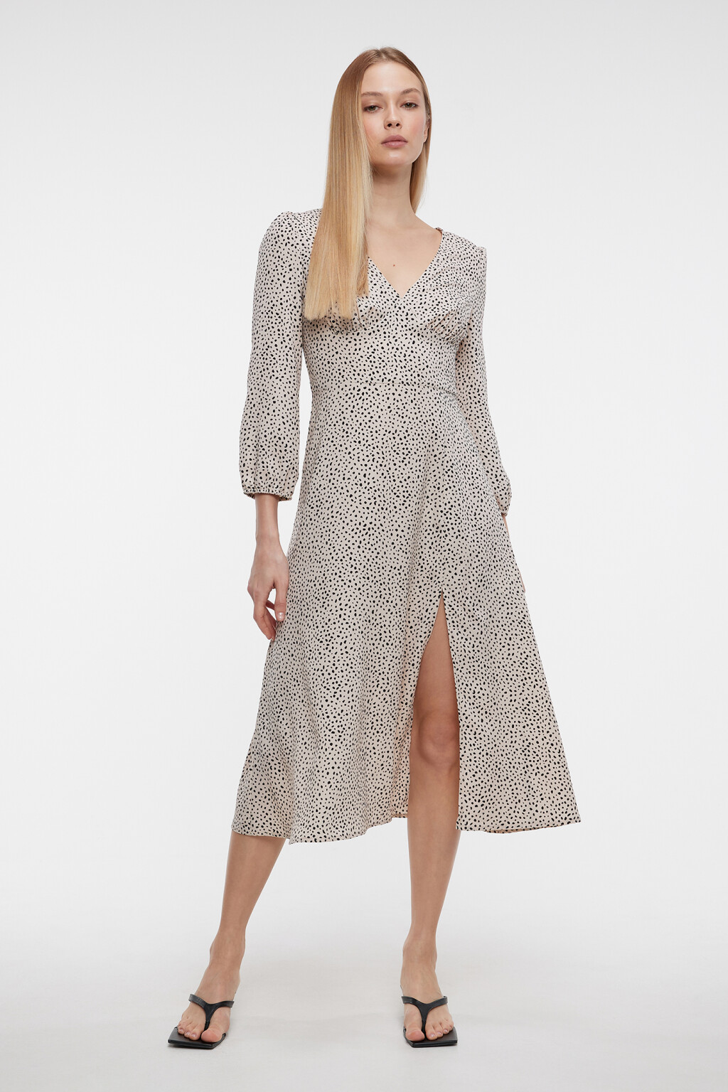 Платье миди приталенное с V-вырезом и завязками на спине - цвет бежевый - 1