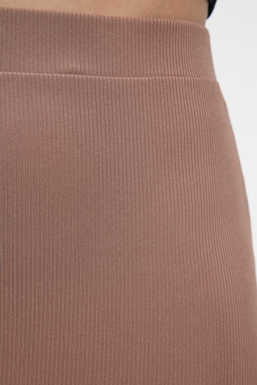 Юбка-чулок миди прямая с разрезом на бедре - цвет бежевый - 5
