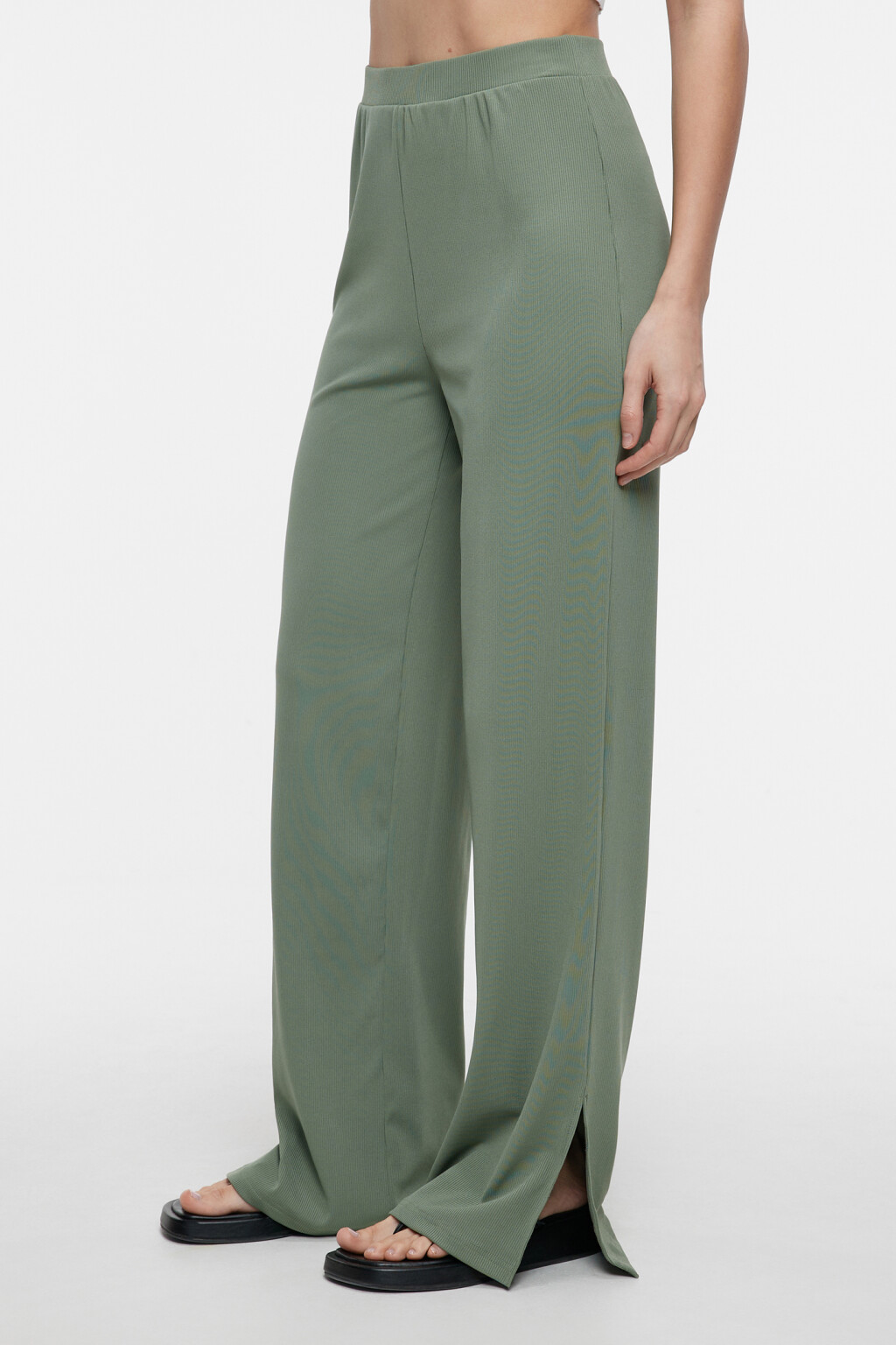 Брюки широкие костюмные с поясом на резинке - цвет зеленый - 2