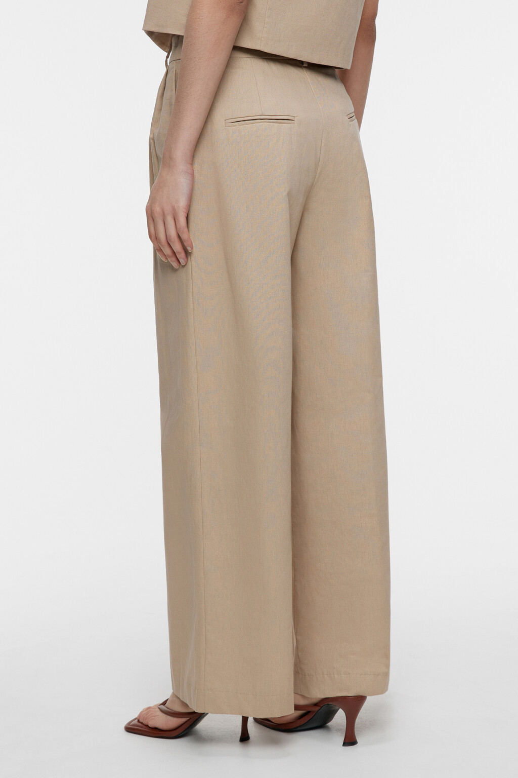 Брюки широкие костюмные из льняной ткани - цвет бежевый - 4