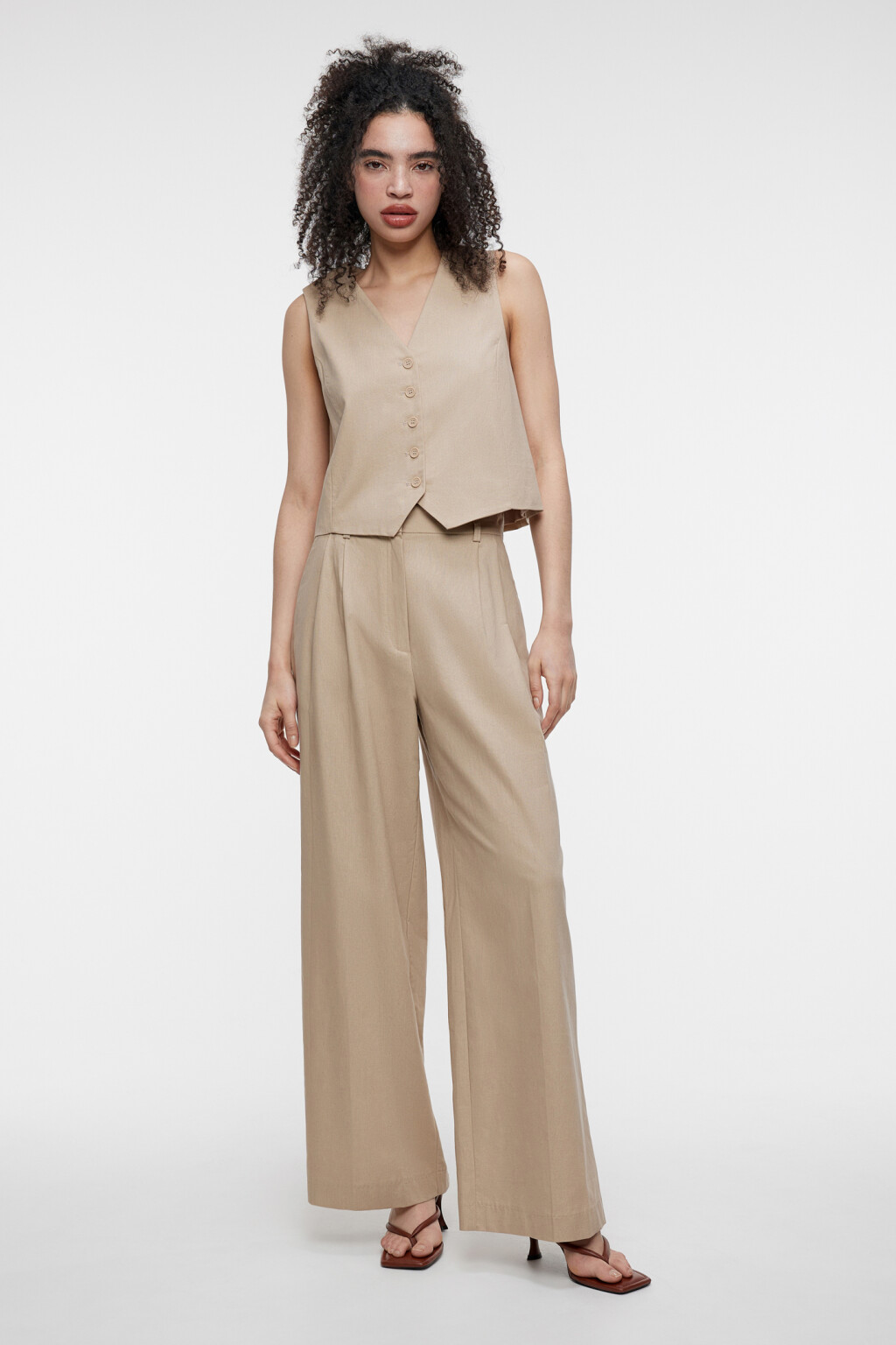 Брюки широкие костюмные из льняной ткани - цвет бежевый - 1