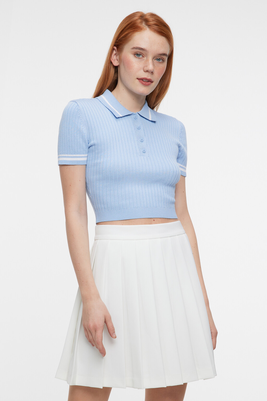 Футболка-поло вискозная укороченная в рубчик - цвет голубой - 2