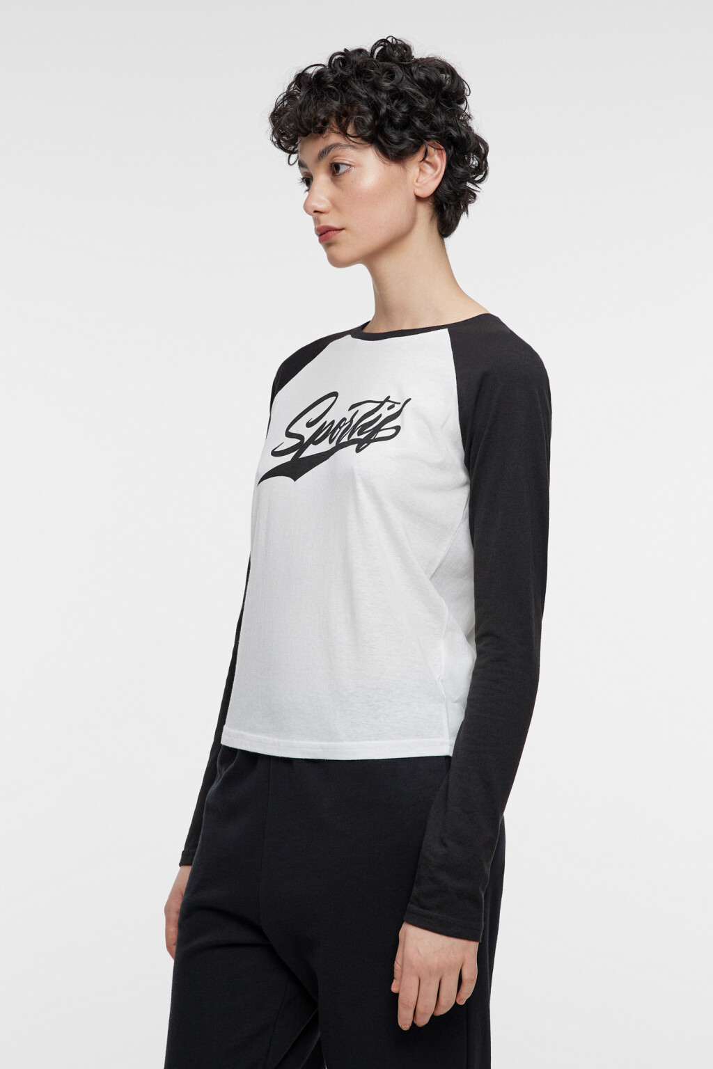 Лонгслив regular fit с контрастными рукавами реглан - цвет черный - 3