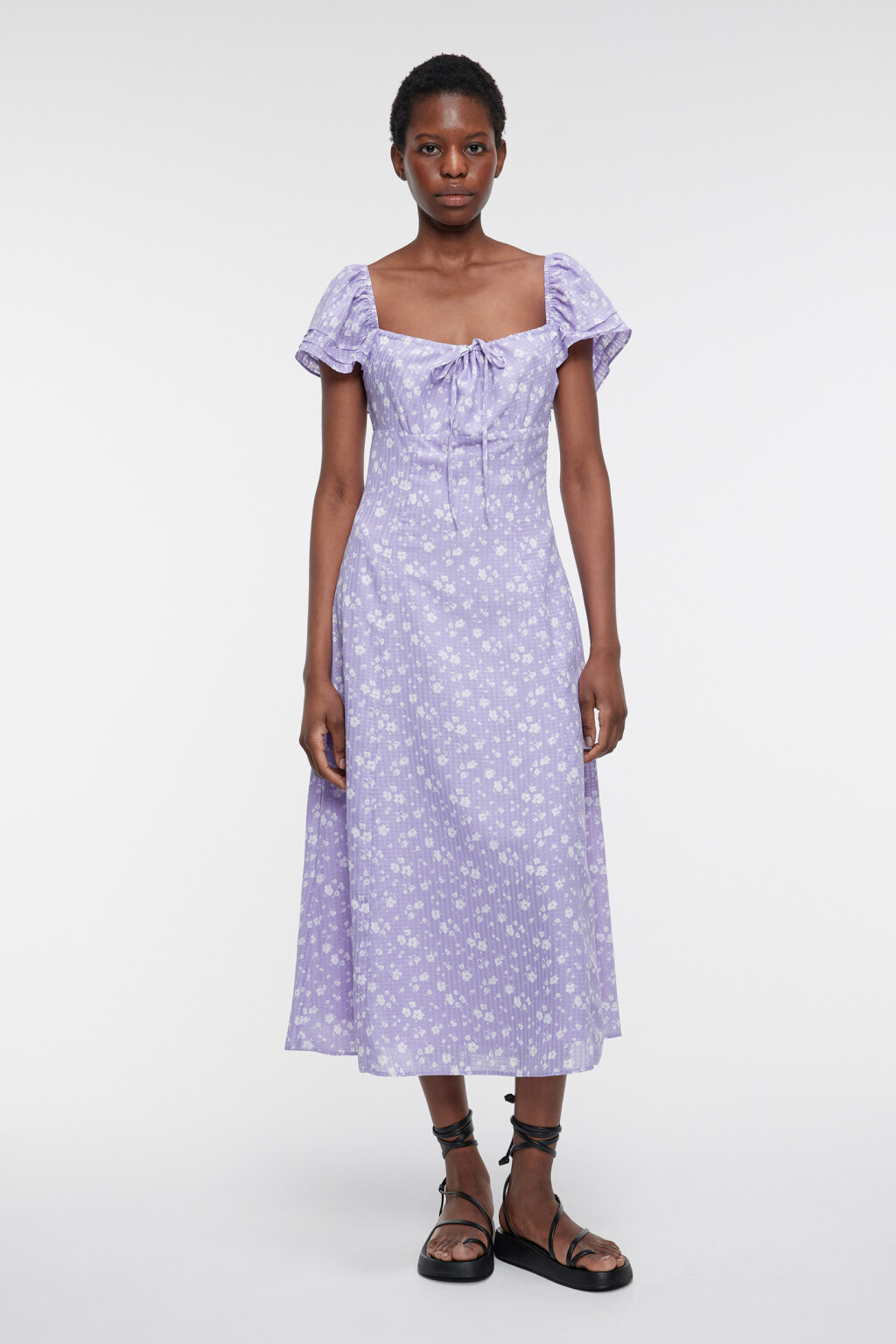 Платье миди приталенное с рукавами-крылышками и вырезом каре - цвет фиолетовый - 1