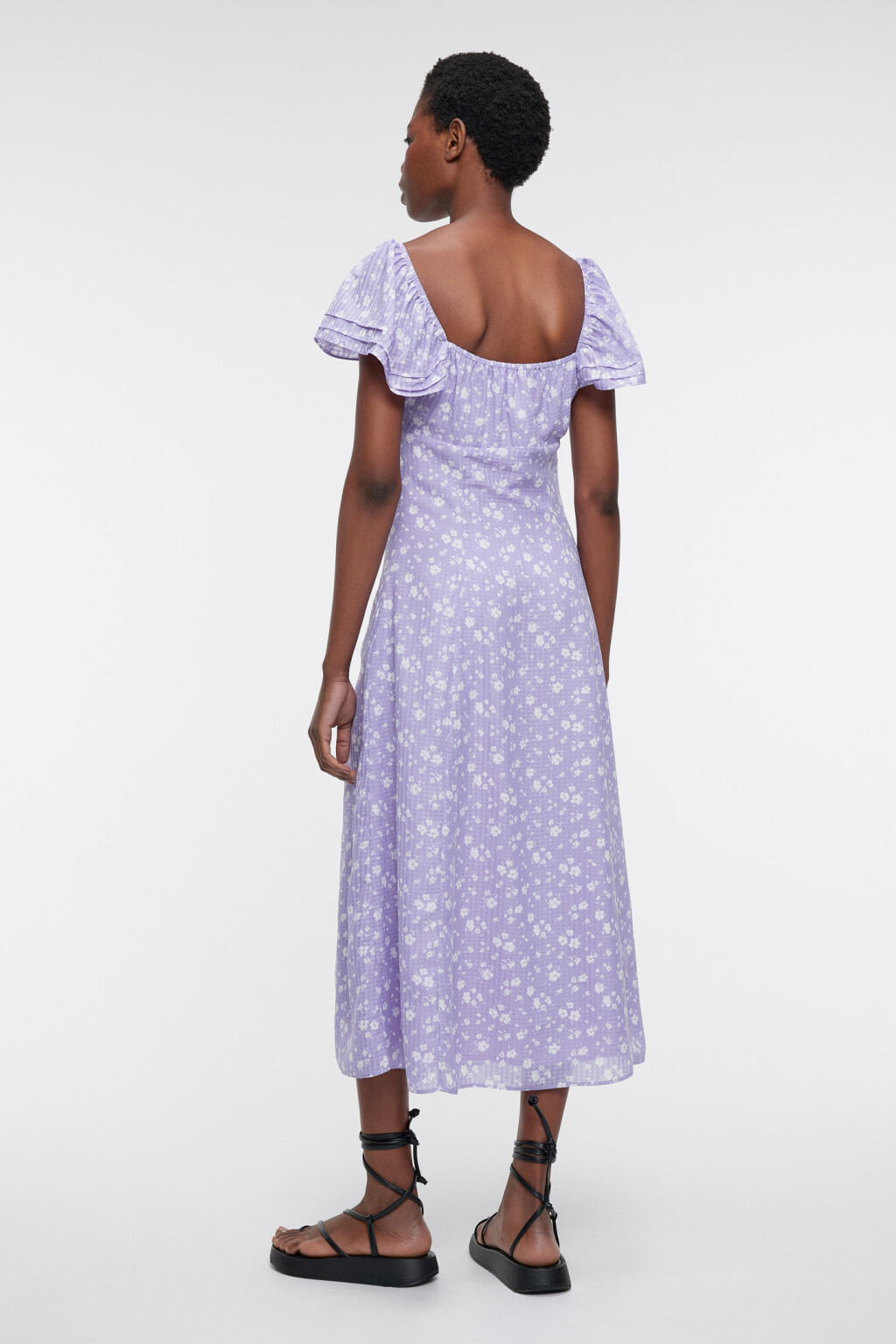 Платье миди приталенное с рукавами-крылышками и вырезом каре - цвет фиолетовый - 3