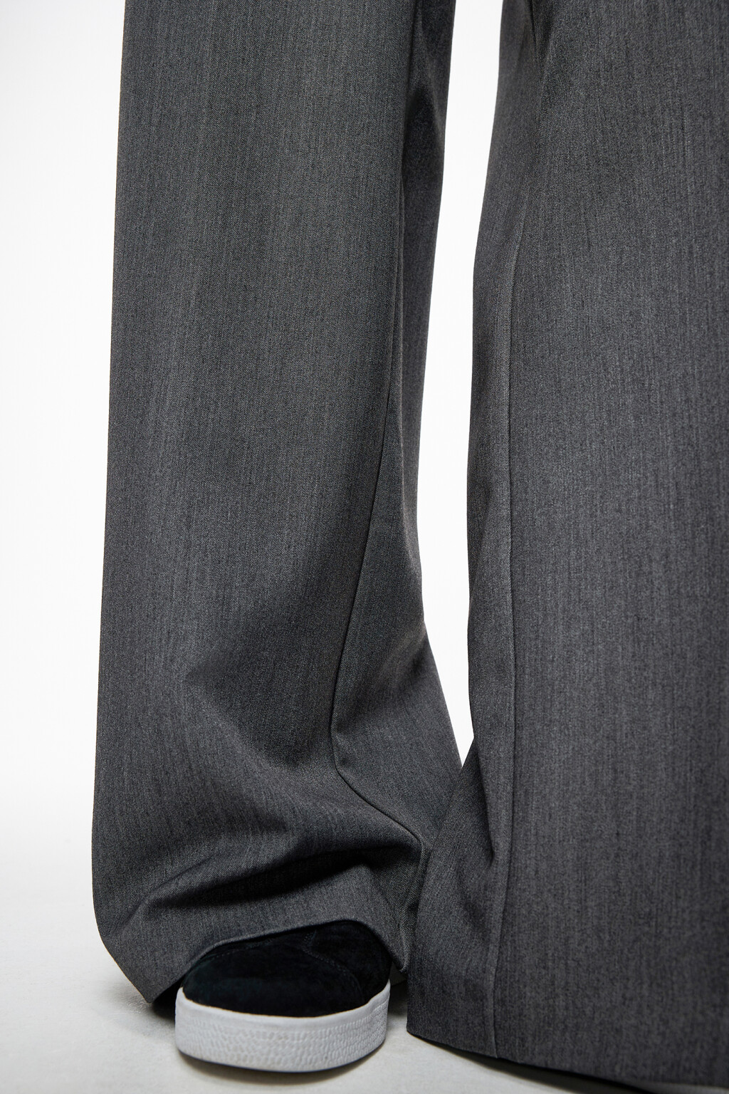 Брюки-палаццо костюмные с поясом на резинке - цвет серый - 6