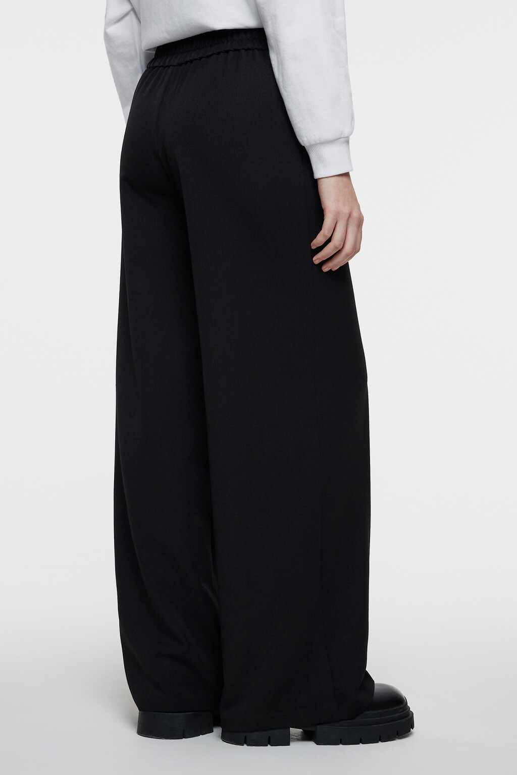 Брюки-палаццо костюмные с поясом на резинке - цвет черный - 3