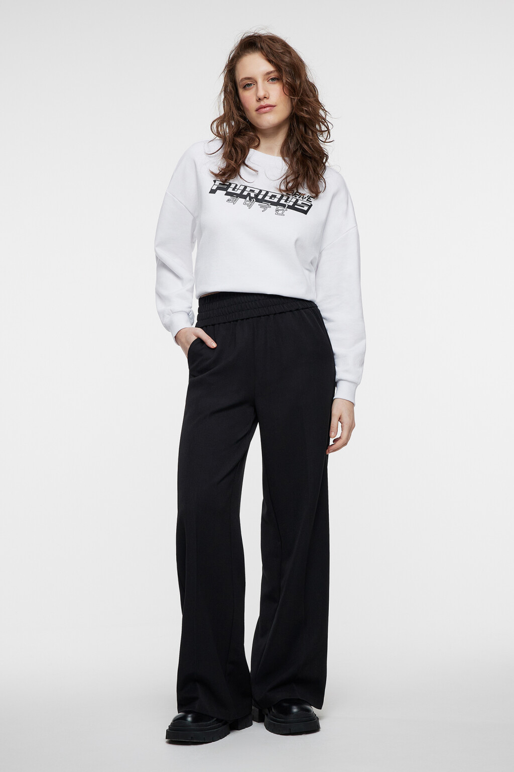 Брюки-палаццо костюмные с поясом на резинке - цвет черный - 4