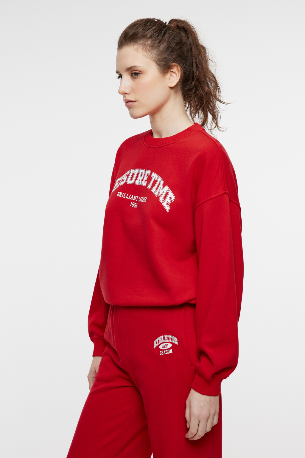 Свитшот oversize хлопковый с утяжками и стопперами - цвет красный - 2