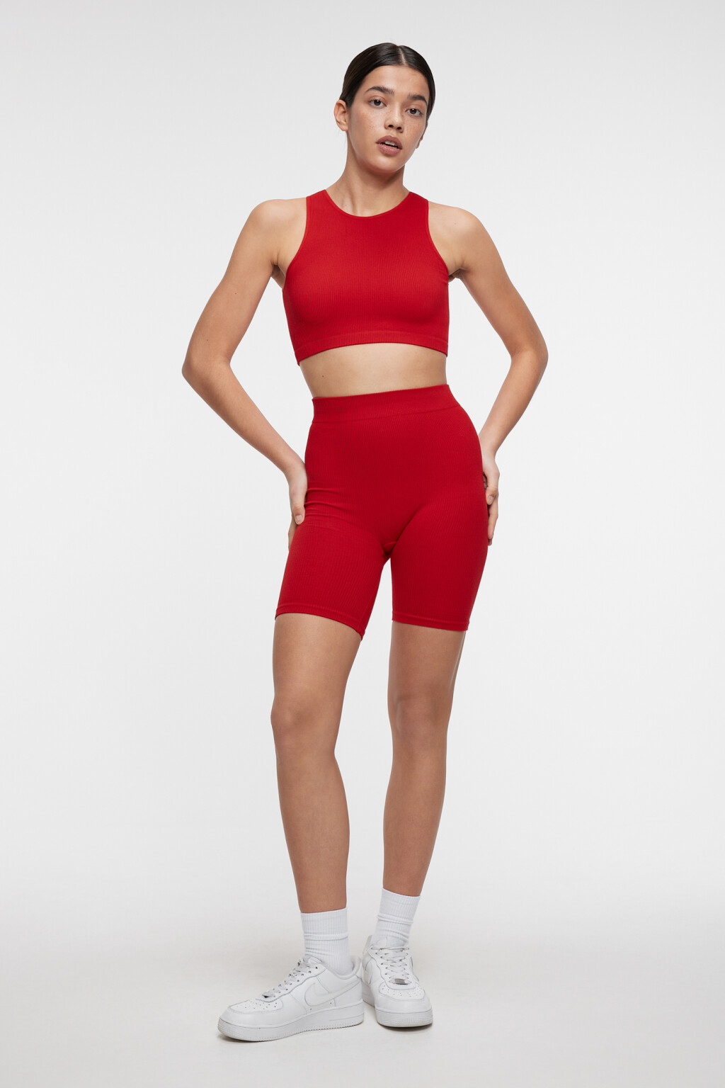Топ-майка спортивный укороченный в рубчик - цвет красный - 4