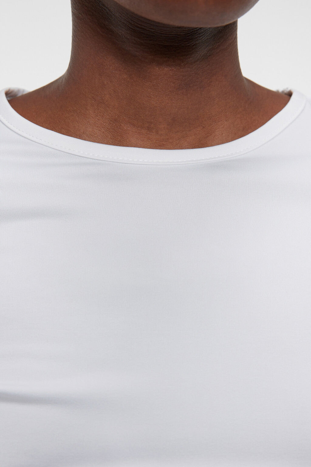 Лонгслив укороченный облегающий однотонный - цвет белый - 5