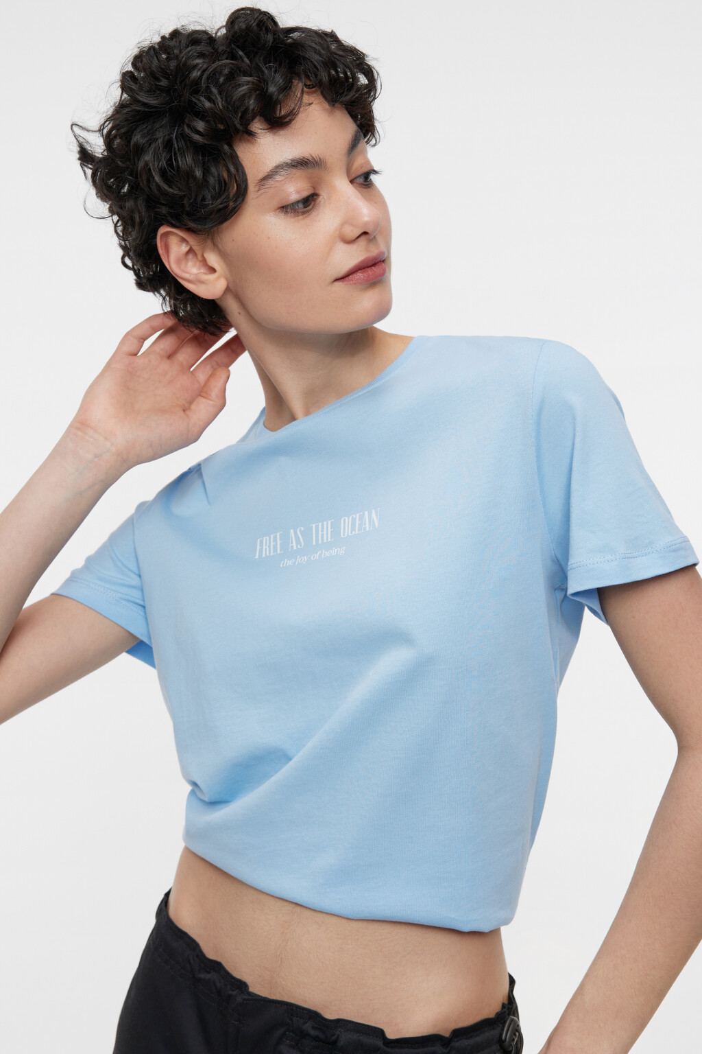 Футболка прямая хлопковая с принтом-надписью - цвет голубой - 6