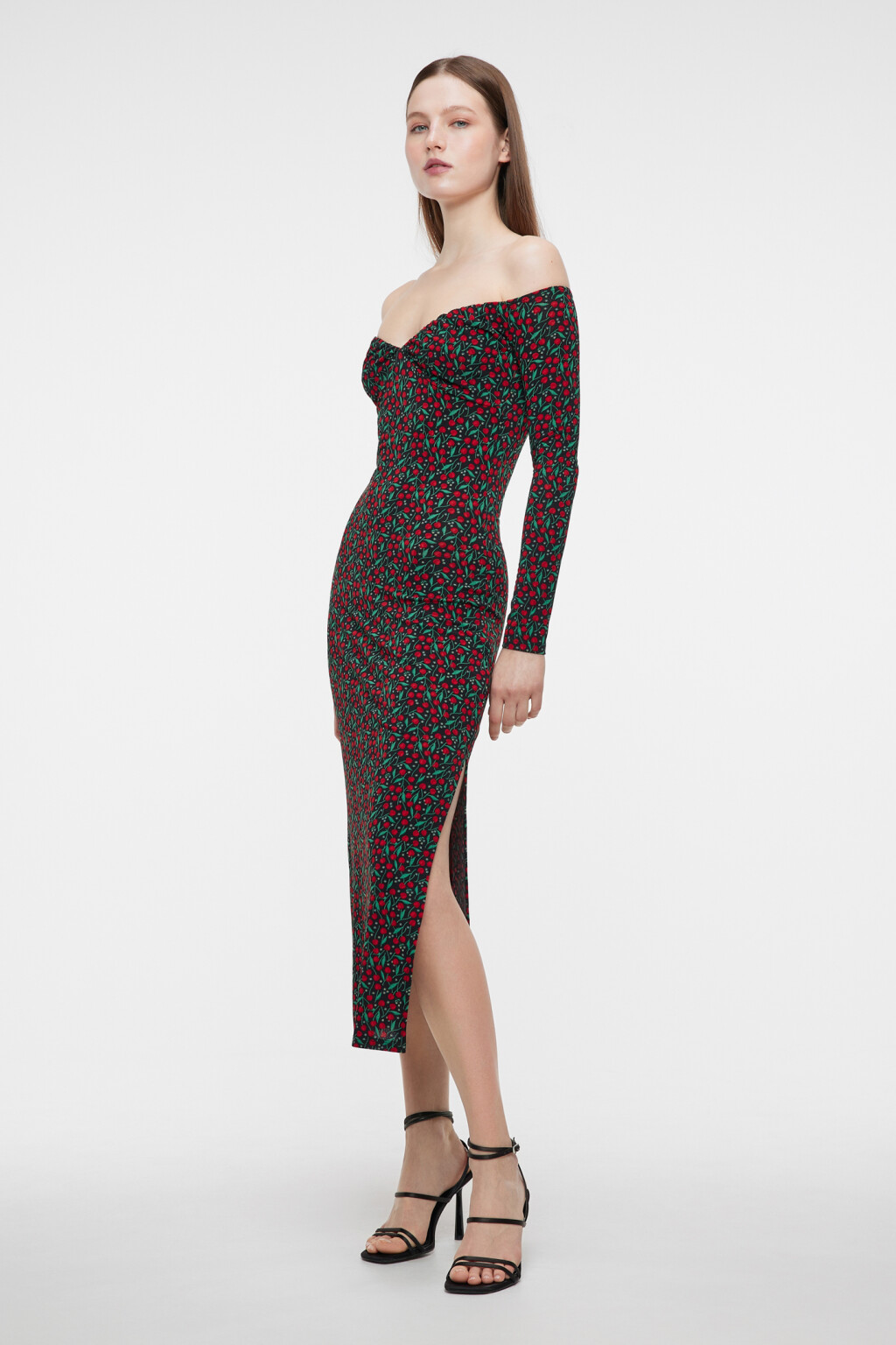 Платье миди с открытыми плечами и разрезом на бедре - цвет красный - 2