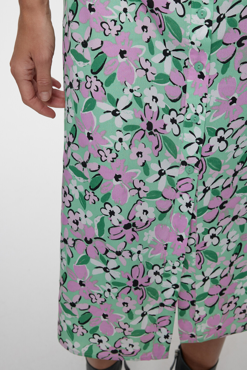 Платье-рубашка миди приталенное с рукавами-фонариками - цвет мультиколор - 7