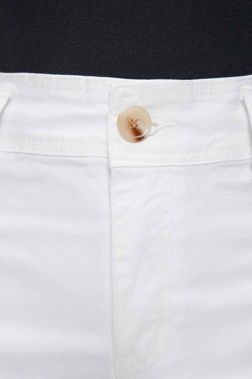 Джинсы-трубы wide leg широкие с обрезанными краями - цвет белый - 5