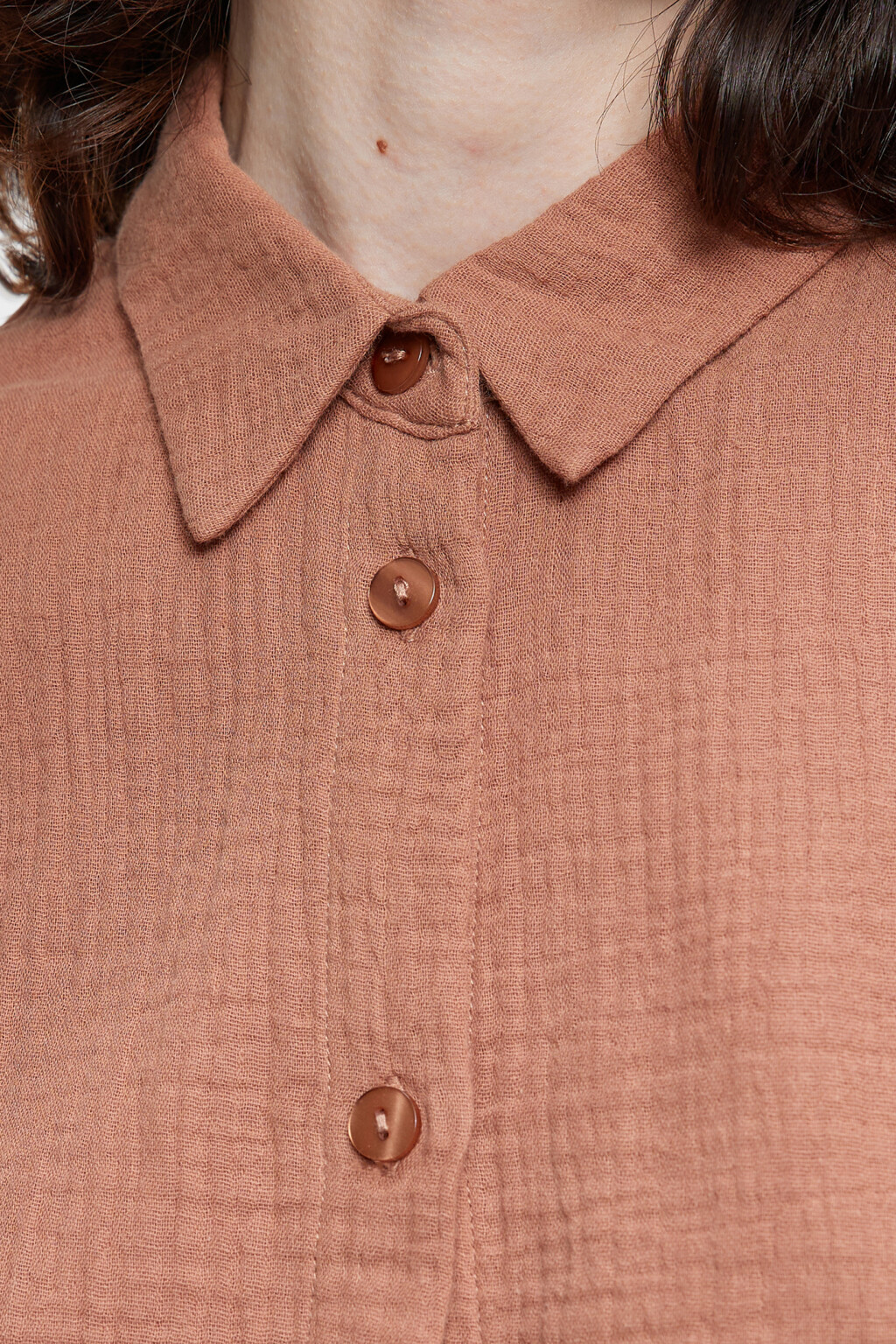 Комбинезон приталенный с рубашечным верхом и шортами - цвет бежевый - 5