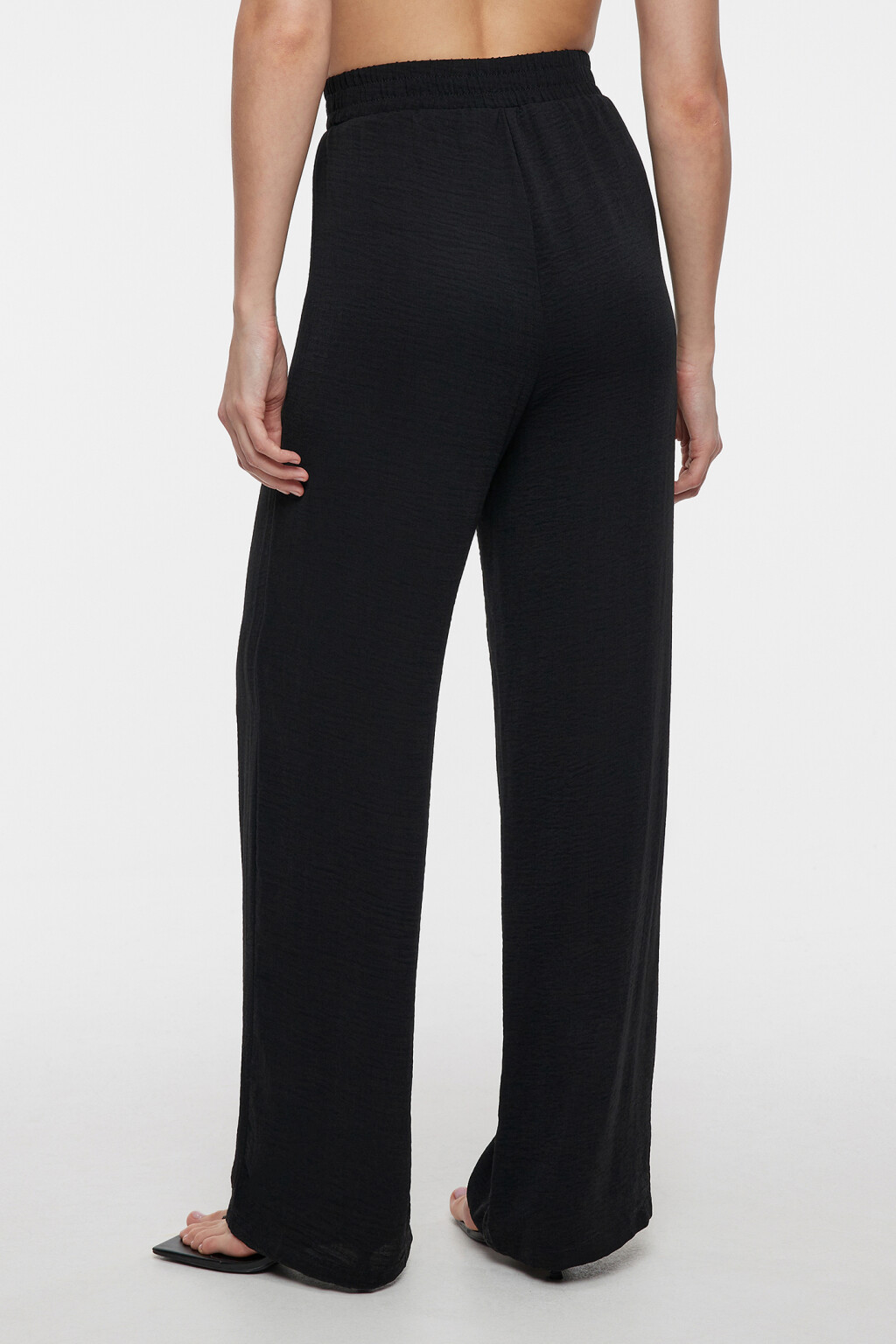 Брюки прямые свободные с поясом на резинке - цвет черный - 4