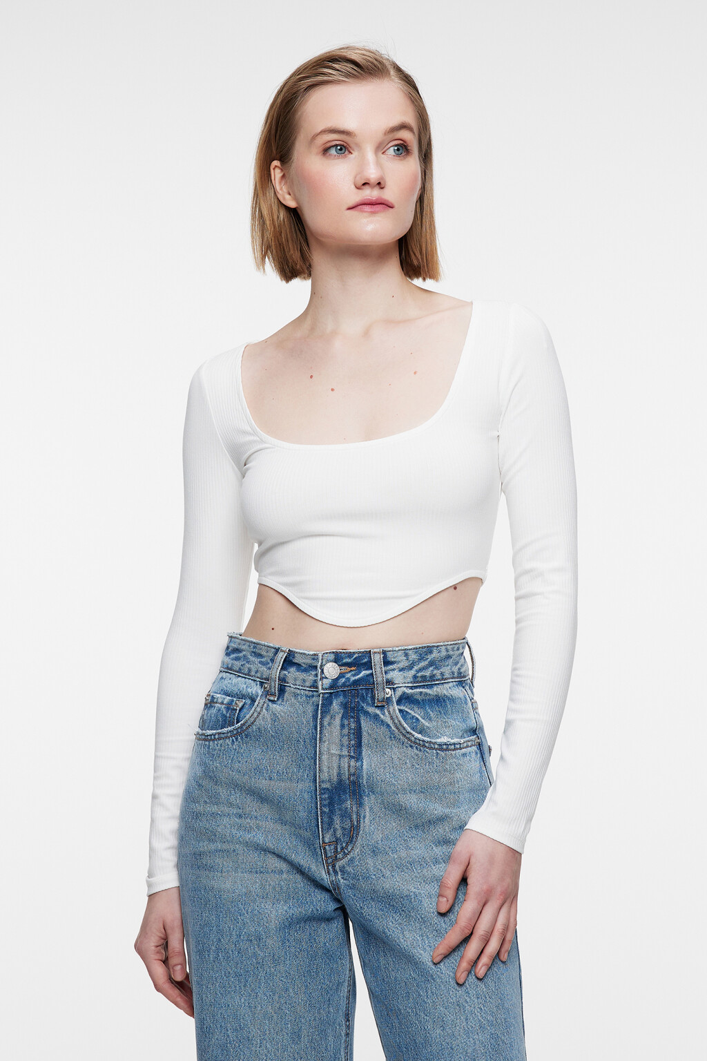 Лонгслив вискозный укороченный в корсетном стиле - цвет белый - 1