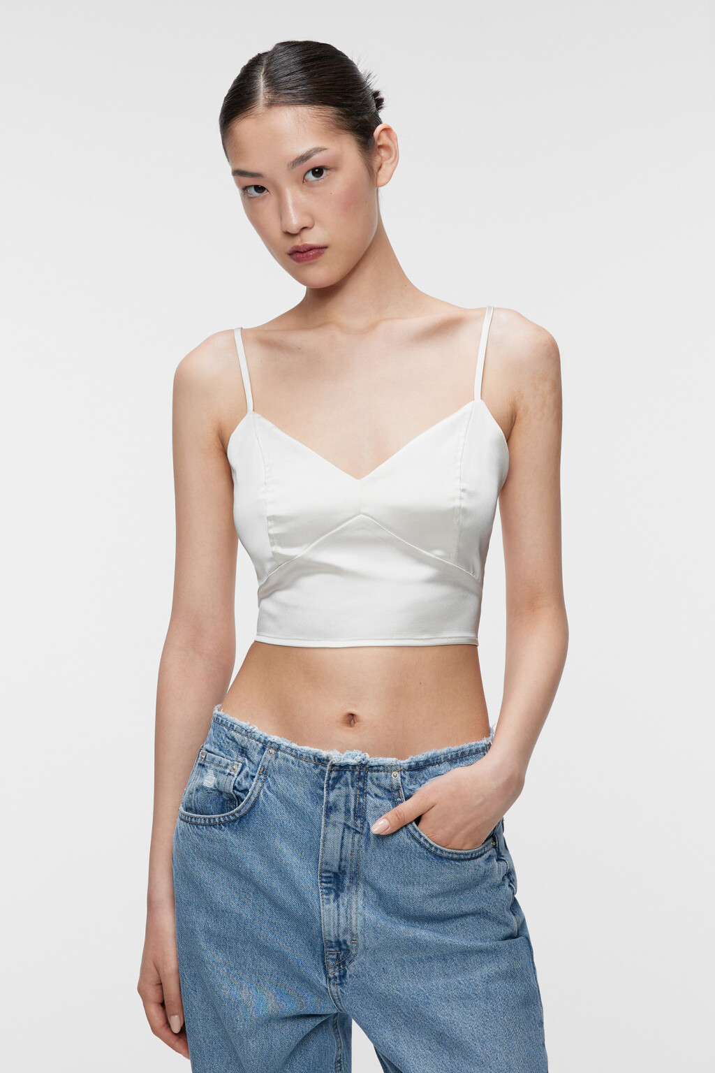 Топ-бюстье атласный облегающий на тонких бретельках - цвет бежевый - 1