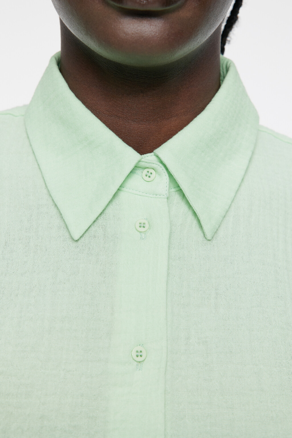 Блузка-рубашка хлопковая укороченная с коротким рукавом - цвет зеленый - 5