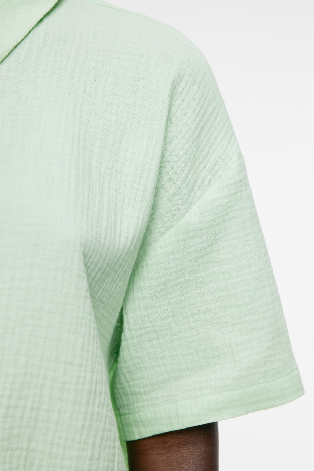 Блузка-рубашка хлопковая укороченная с коротким рукавом - цвет зеленый - 6