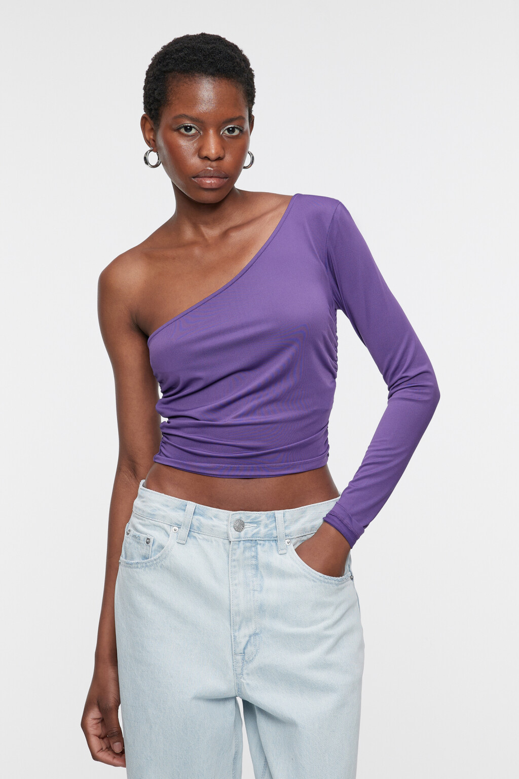 Блузка-топ укороченная облегающая на одно плечо - цвет фиолетовый - 1